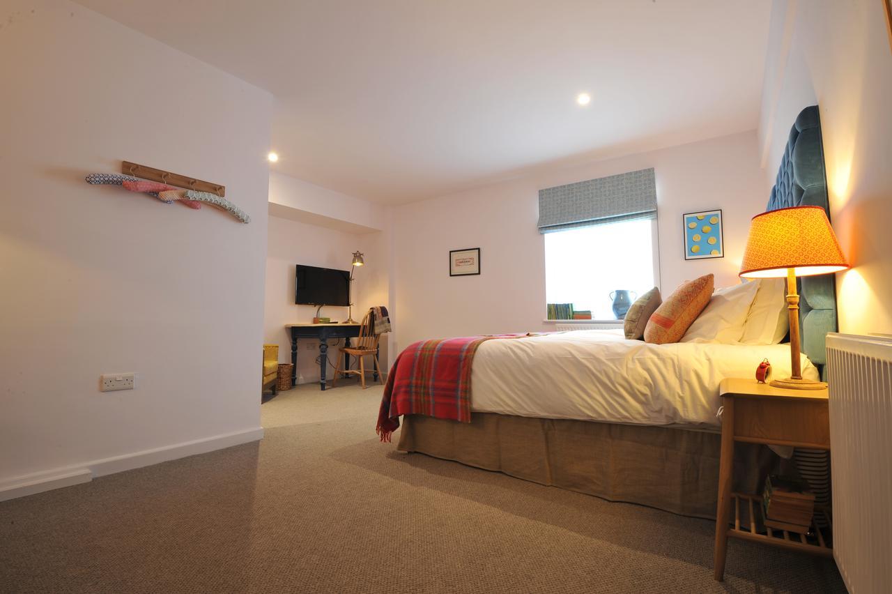The Narrowboat Hotel Reading Bagian luar foto